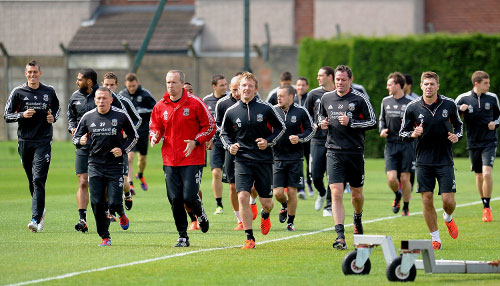 巴萨纪念梅西一队首秀22周年：传奇从这里开始（巴萨致敬梅西一线队首秀22周年：传奇自此启程）