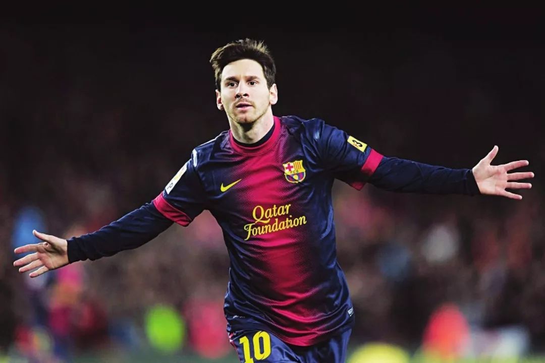 柔佛主帅：球员们在与申花的比赛中表现非常出色，我非常满意（柔佛主帅：对阵申花，球员发挥亮眼，我十分满意）