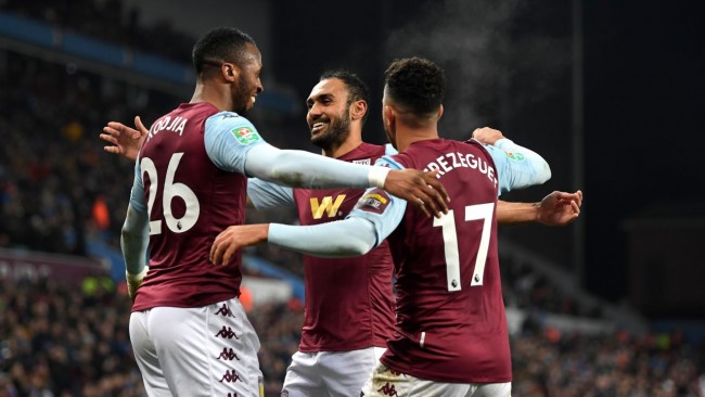 杨瀚森上5分钟送2分1板1助1帽 后三节枯坐板凳（杨瀚森仅打5分钟拿下2分1板1助1帽 后三节未再登场）