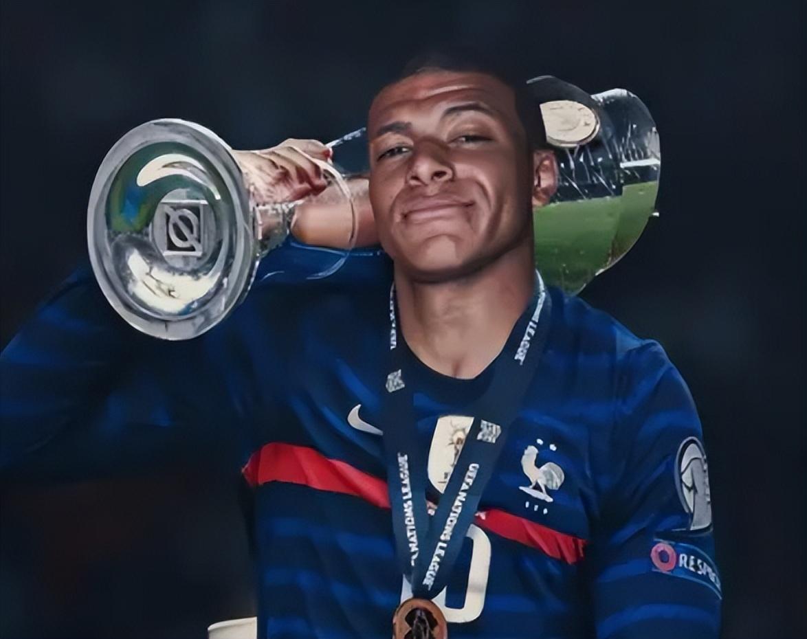 还得是法老！萨拉赫已连续5届非洲杯破门，成埃及队史首人（法老称王：萨拉赫连续五届非洲杯进球，埃及队史第一人）