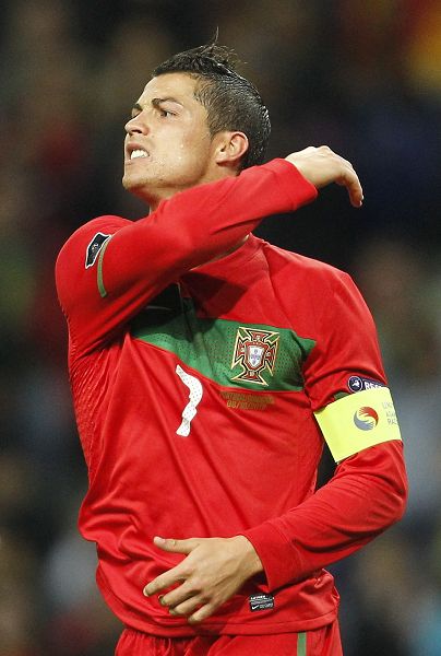 三节打卡！亚历山大正负值+43，继续领跑联盟正负值榜单（三节下班！亚历山大+43正负值，继续领跑联盟正负值榜）