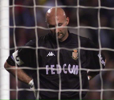 灰熊112-107击败快船，伦纳德39分哈登23分难救主（灰熊112-107力克快船，伦纳德39分哈登23分无力回天）