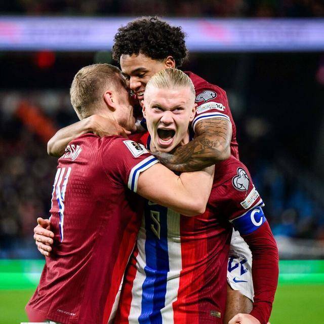 FIFA年度最佳女足阵容：邦马蒂领衔巴萨女足6人入选，鲁索在列（FIFA年度最佳女足阵容出炉：巴萨女足6人上榜，邦马蒂领衔，鲁索入选）