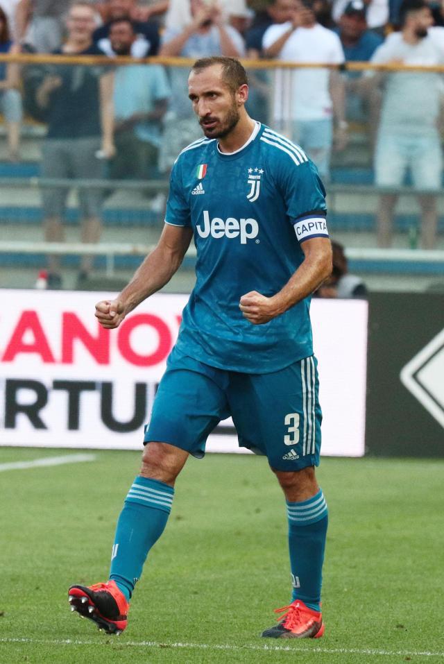 欧冠不敌圣吉罗斯，加拉塔萨雷连续33场主场不败被终结（欧冠负于圣吉罗斯，加拉塔萨雷主场33场不败纪录告终）