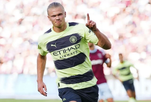 欧冠积分榜分析：小组晋级形势紧张,（欧冠形势解读：小组出线竞争白热化）