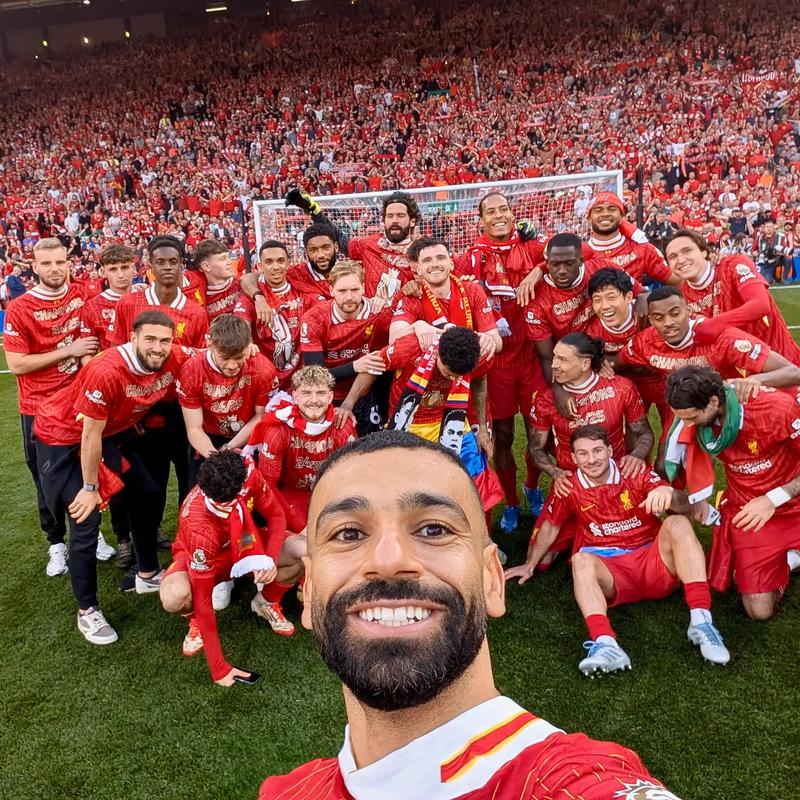 超高效率！里夫斯15投12中砍下38分8篮板（里夫斯手感炽热：15投12中砍下38分8篮板）