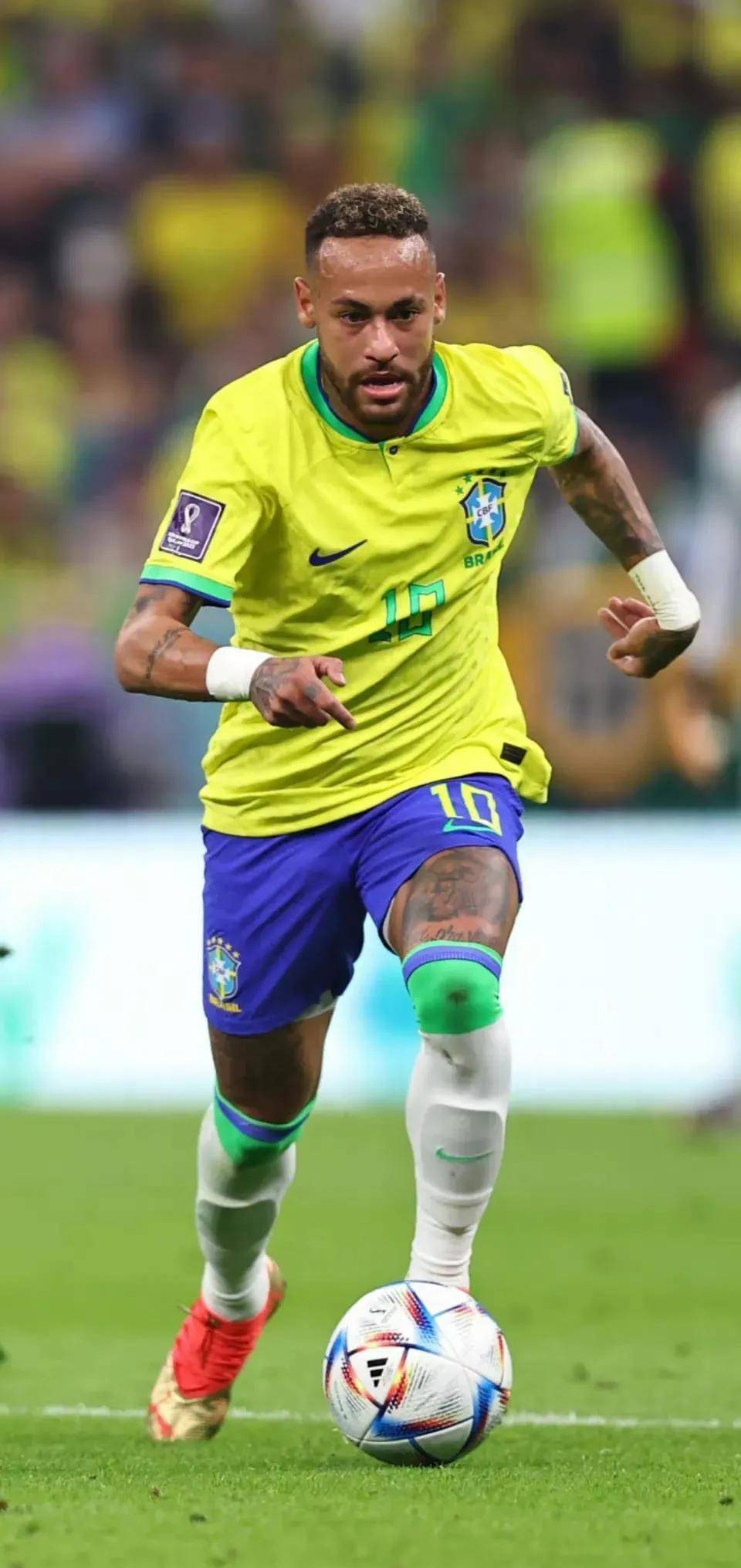 英超代表：U15的最佳球员到了U19不一定是最佳，教练要基于未来做决定（英超代表：U15之星未必称雄U19，教练决策应着眼未来）