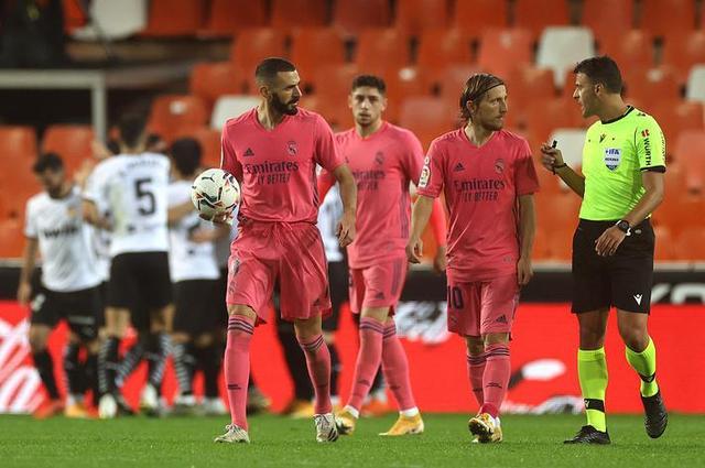 浙江副总：外援要了解中国足球；就算是国脚也不会随便开顶薪（浙江俱乐部副总：外援需熟悉中国足球；即便国脚也不轻易给顶薪）